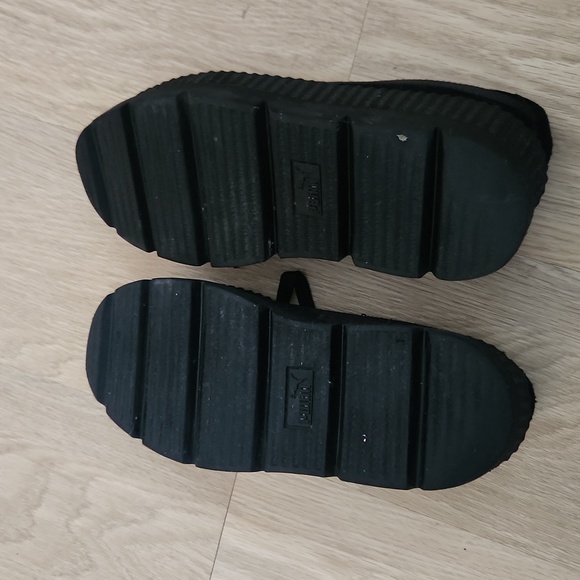 Size 9 Fenty Puma by Rihanna suede lace up sneaker - Picture 5 of 7